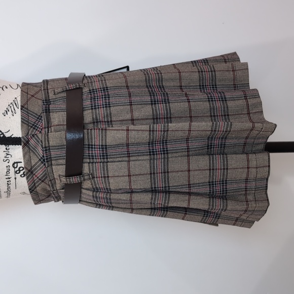 DENIM DISTRICT | DD77 Women's Checkered Brwn/Blk Plaid Pleated Belted Mini Skirt - Picture 4 of 6